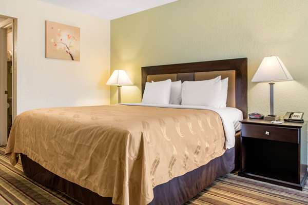  - Quality Inn Huntingburg