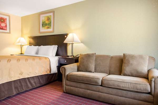 Suite - Quality Inn Huntingburg