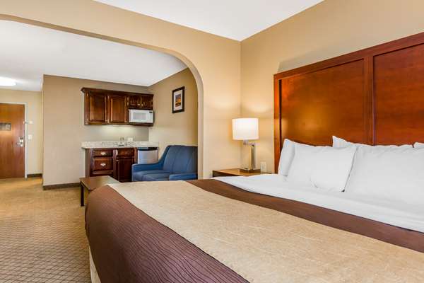 Suite - Comfort Inn & Suites Mishawaka
