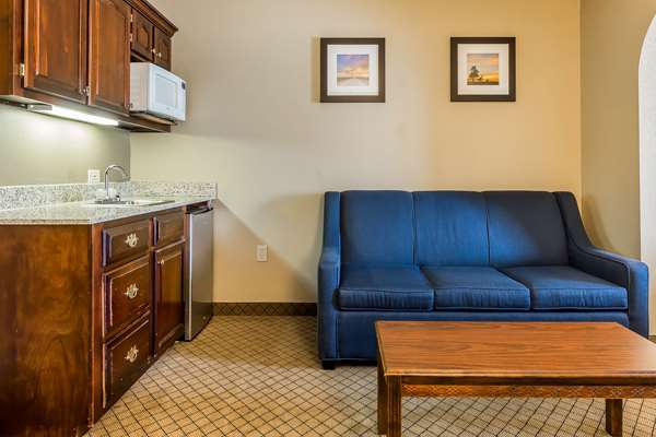 Suite - Comfort Inn & Suites Mishawaka