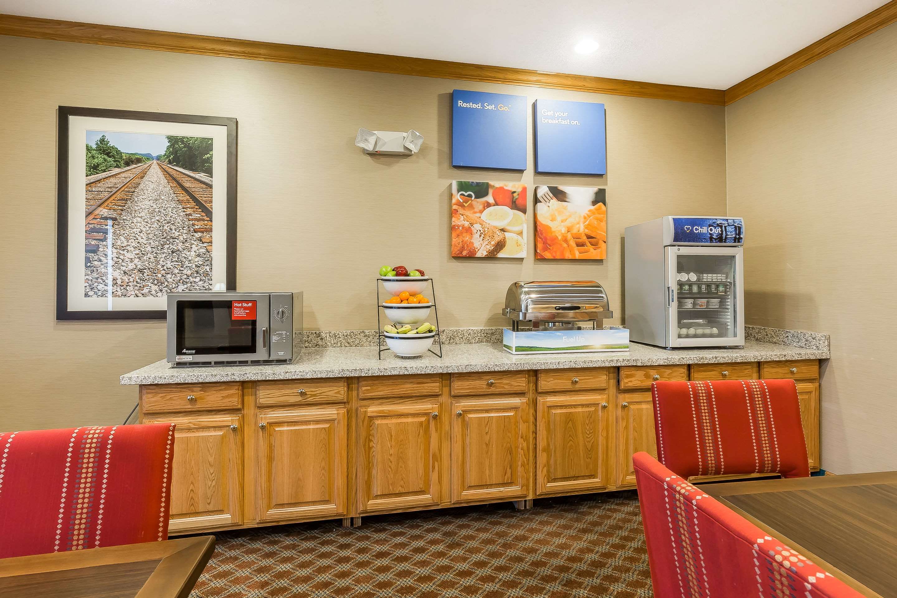 Assorted breakfast items | Comfort Inn & Suites Mishawaka-South Bend
