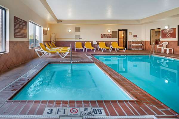 Pool - Comfort Suites Merrillville - I-65, Exit 253