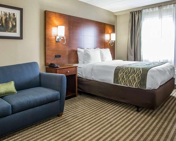 Suite - Comfort Inn Hammond - I-80 & I-94, Exit 2