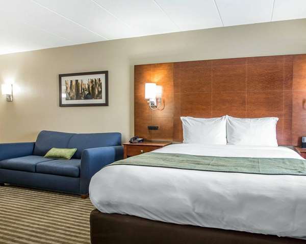Suite - Comfort Inn Hammond - I-80 & I-94, Exit 2