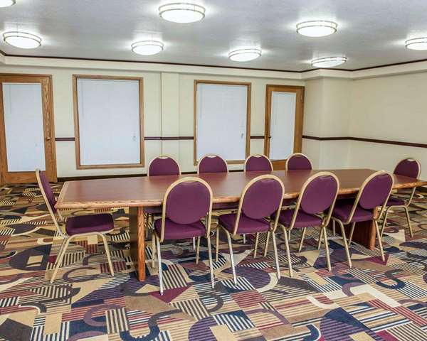  - Quality Inn & Suites Greenfield - I-70, Exit 104