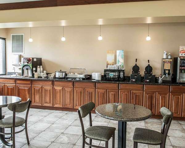 Amenities - Quality Inn & Suites Greenfield - I-70, Exit 104