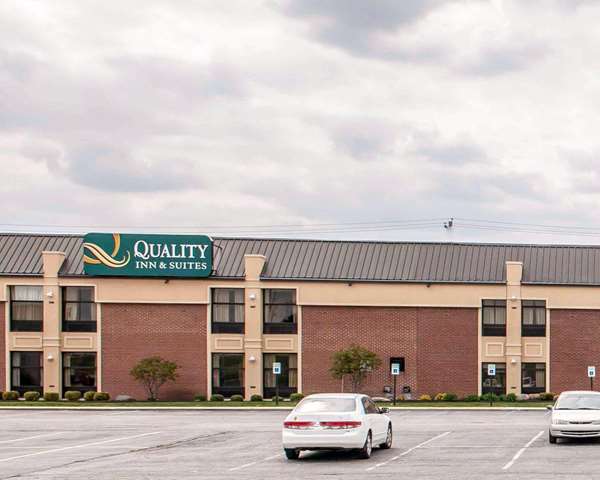 Exterior view - Quality Inn & Suites Greenfield - I-70, Exit 104