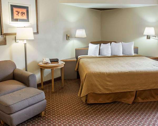  - Quality Inn & Suites Greenfield - I-70, Exit 104