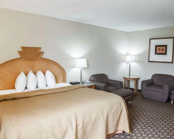  - Quality Inn & Suites Greenfield - I-70, Exit 104