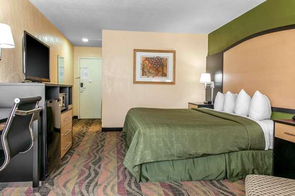  - Quality Inn & Conference Center Logansport