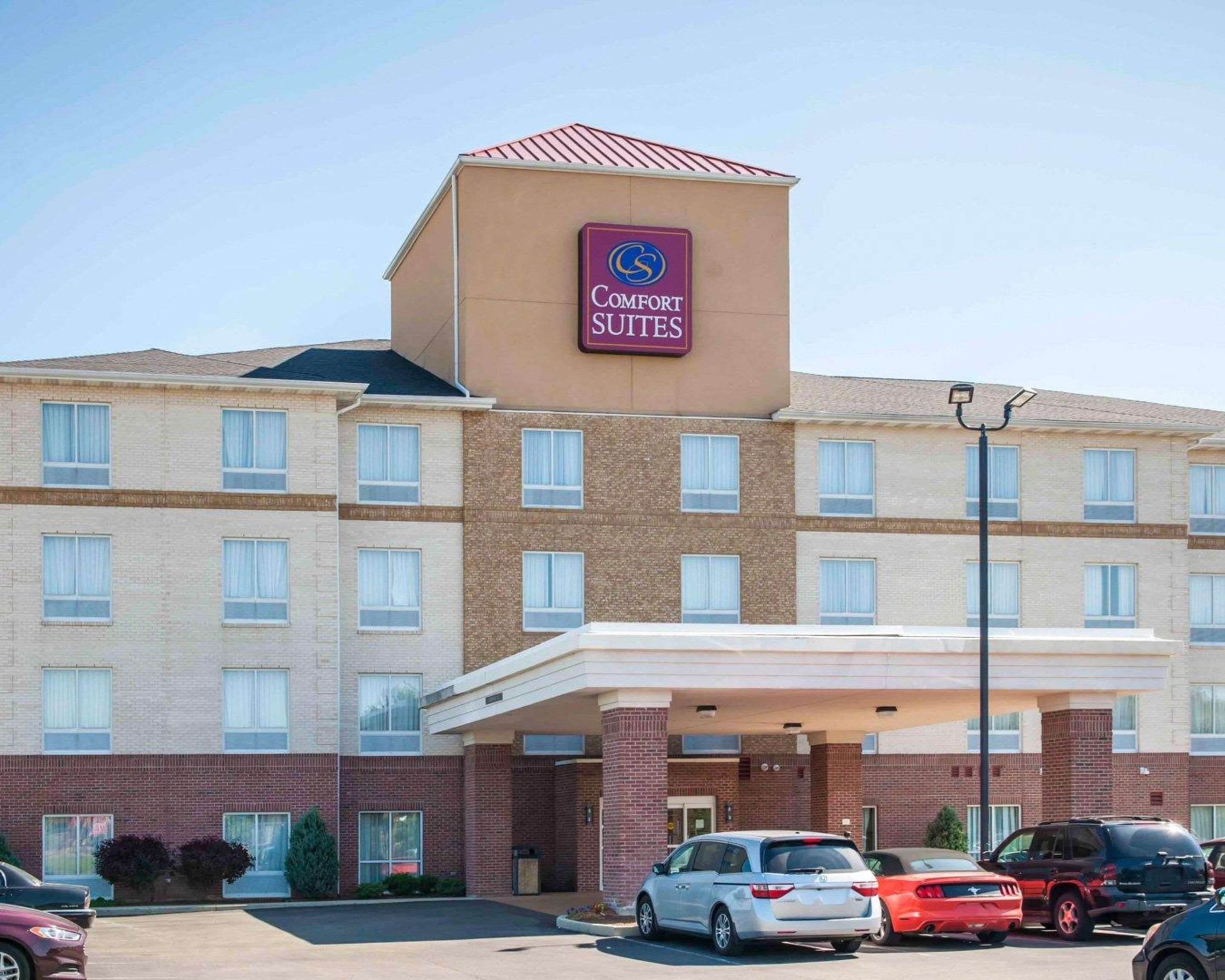 Hotel exterior | Comfort Suites Southport