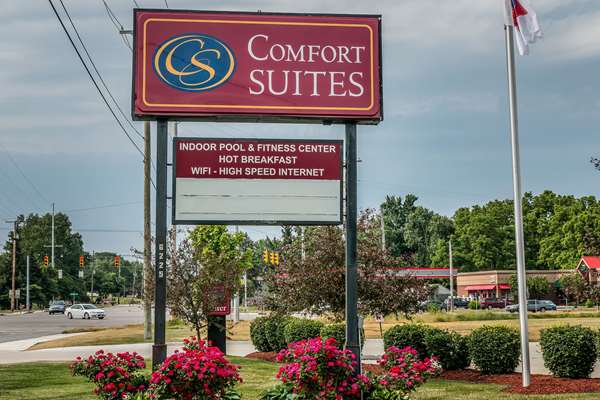Exterior view - Comfort Suites South Bend