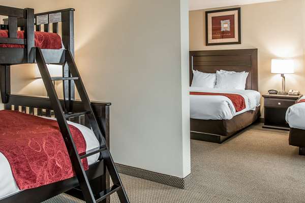 Suite - Comfort Suites South Bend