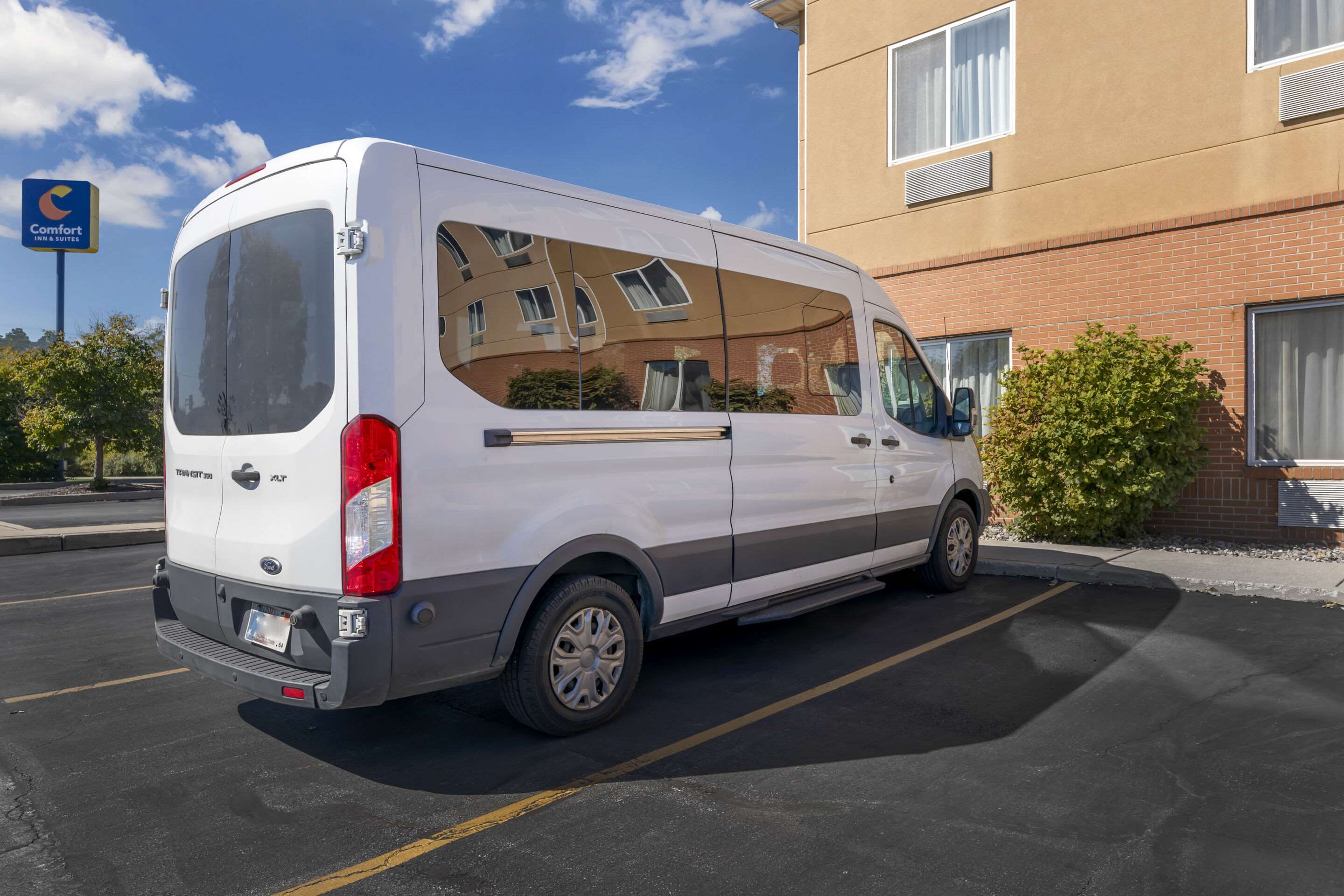 Van | Comfort Inn & Suites Porter near Indiana Dunes