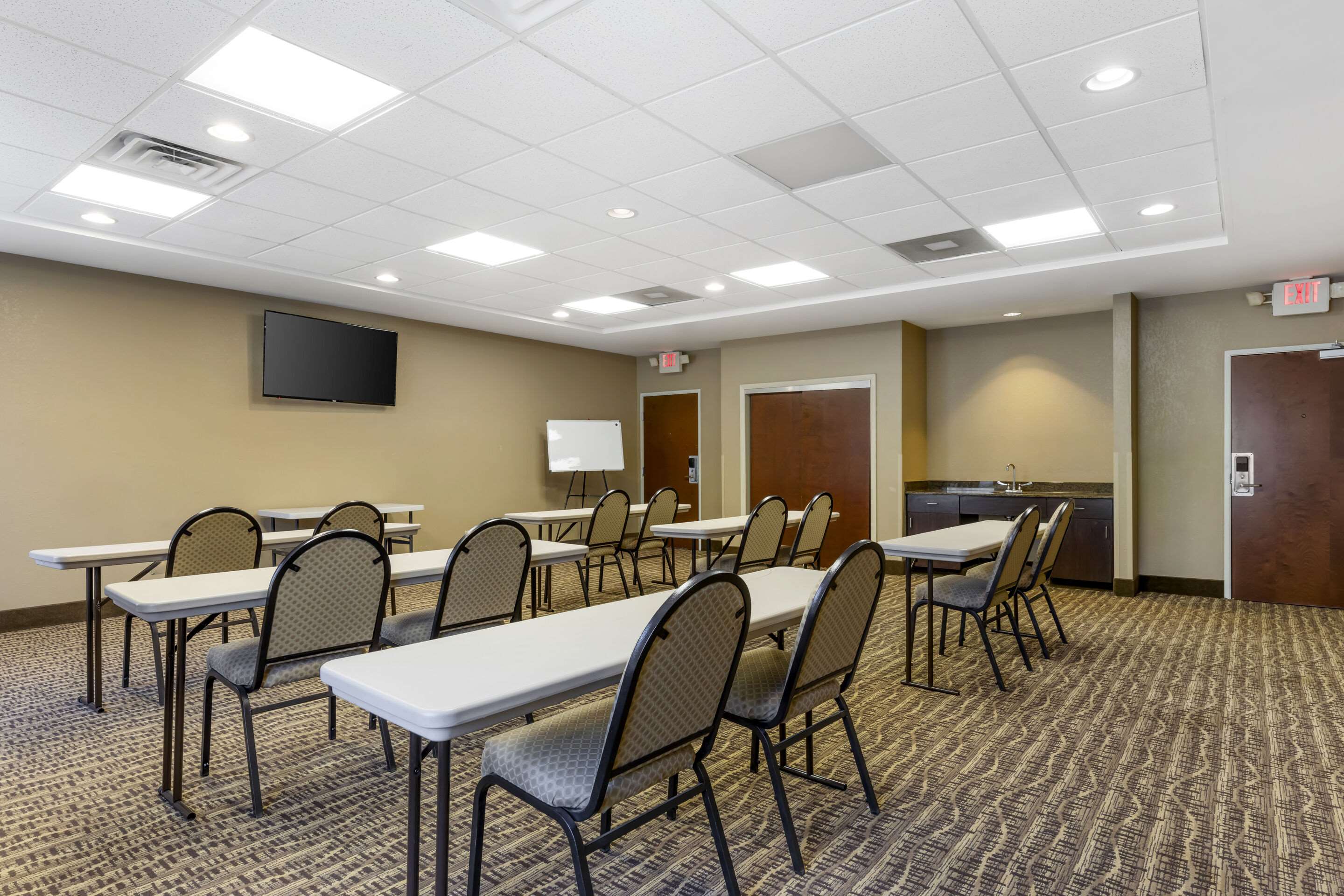 Meeting room | Comfort Inn & Suites Porter near Indiana Dunes