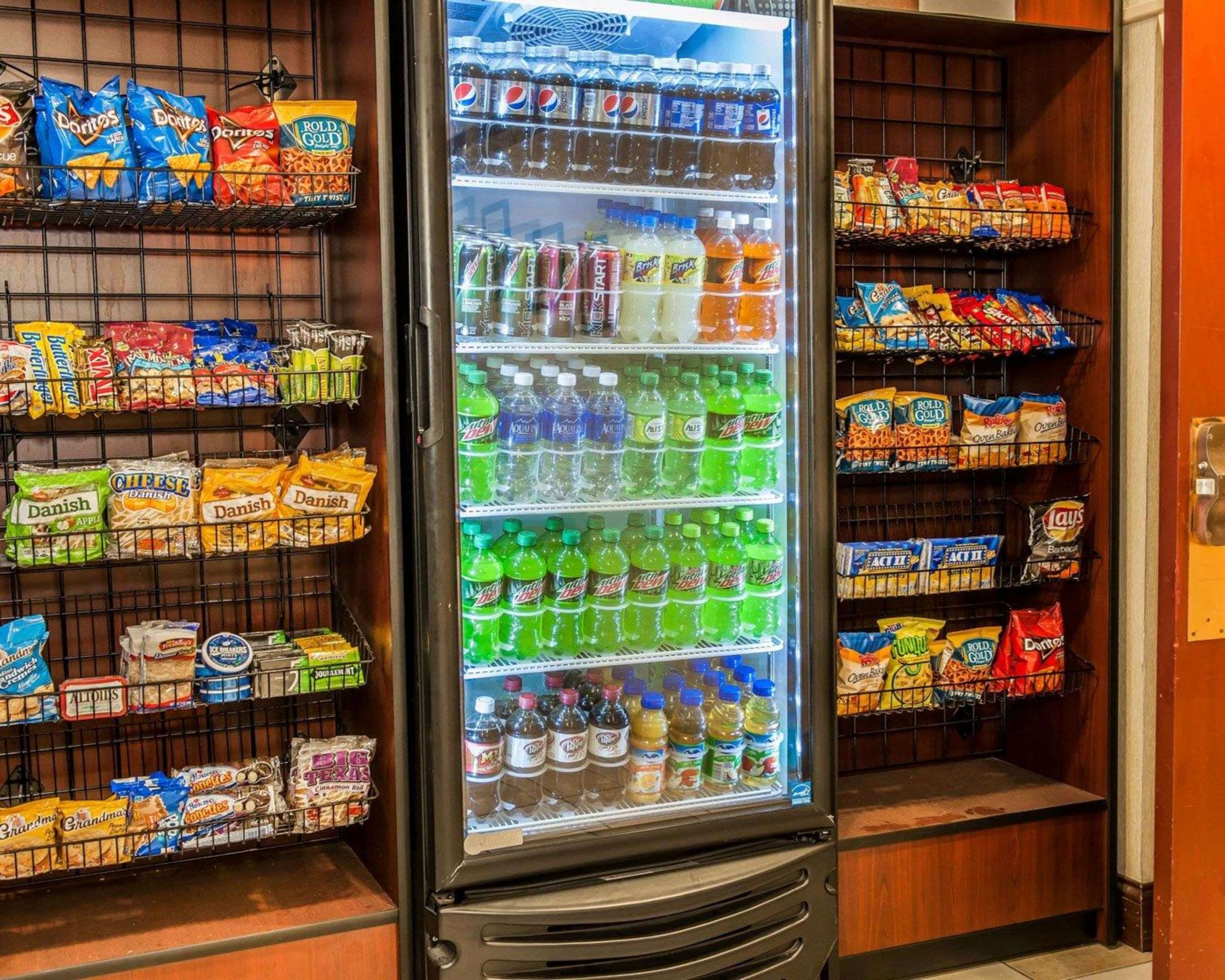 Hotel marketplace | Quality Inn South