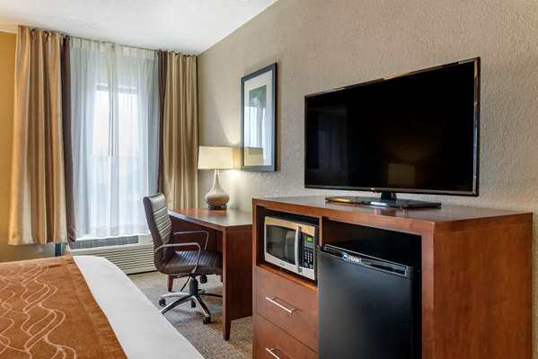 Suite - Comfort Inn Madison