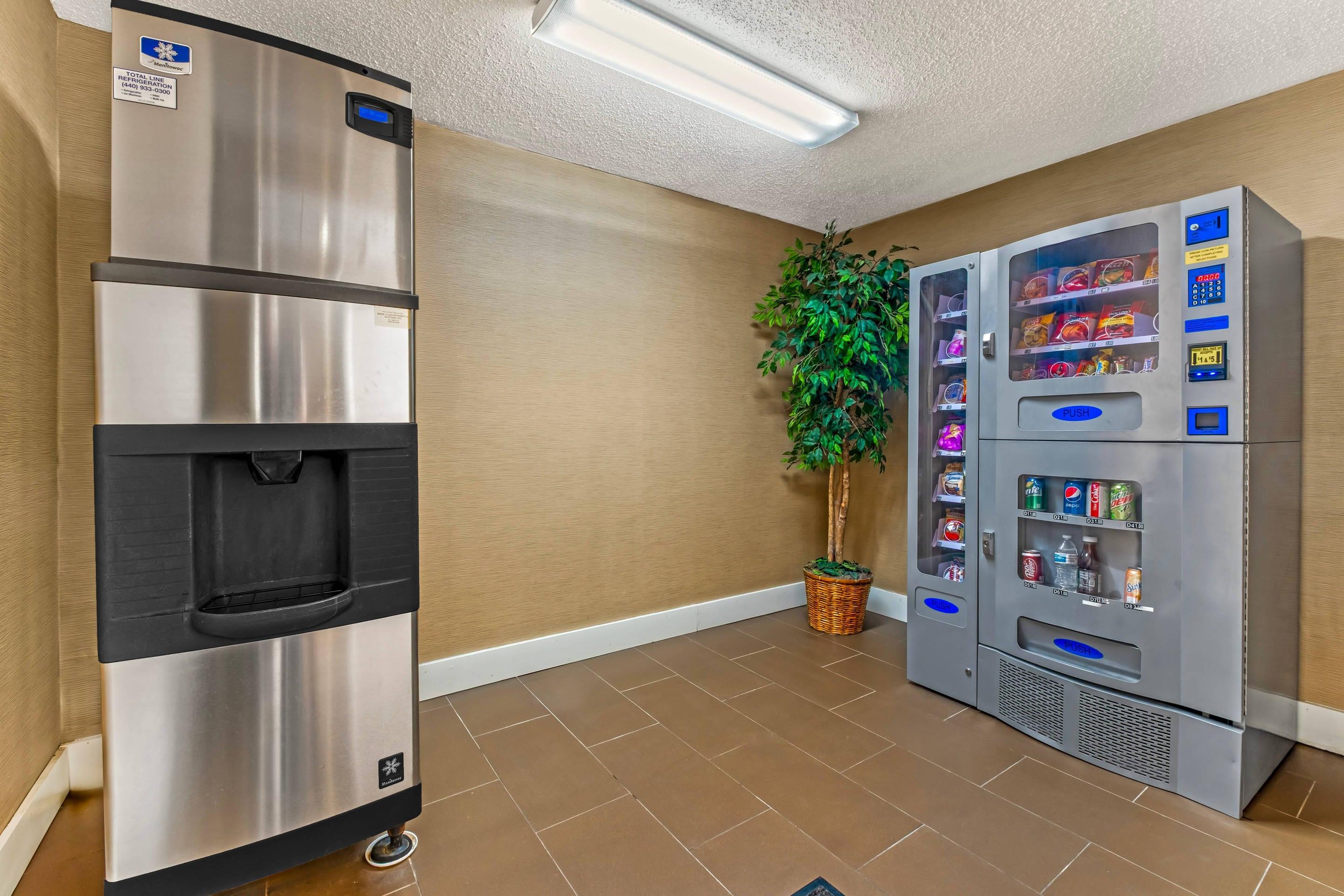 Hotel vending area | Comfort Inn