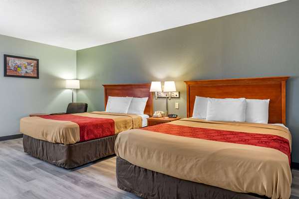  - Econo Lodge Lebanon - I-65, Exit 140