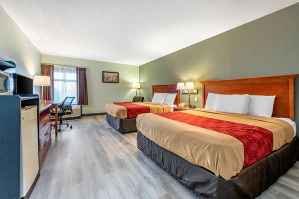  - Econo Lodge Lebanon - I-65, Exit 140