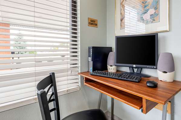 Conference Area - Econo Lodge Lebanon - I-65, Exit 140