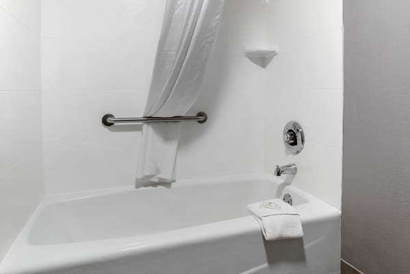  - Quality Inn & Suites Bedford