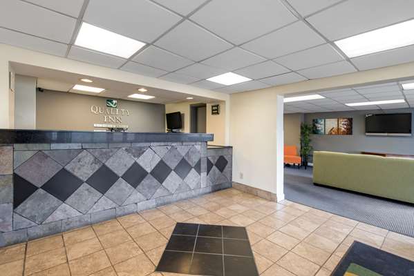  - Quality Inn & Suites Lafayette - I-65, Exit 172