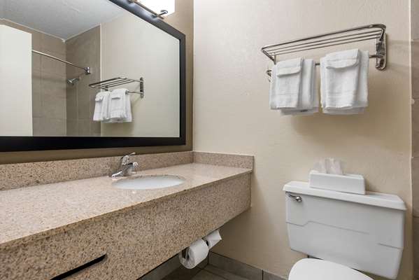  - Quality Inn & Suites Lafayette - I-65, Exit 172
