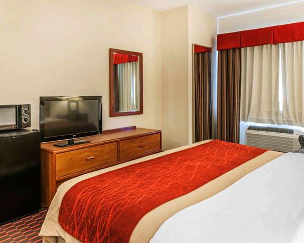  - Comfort Inn Avon