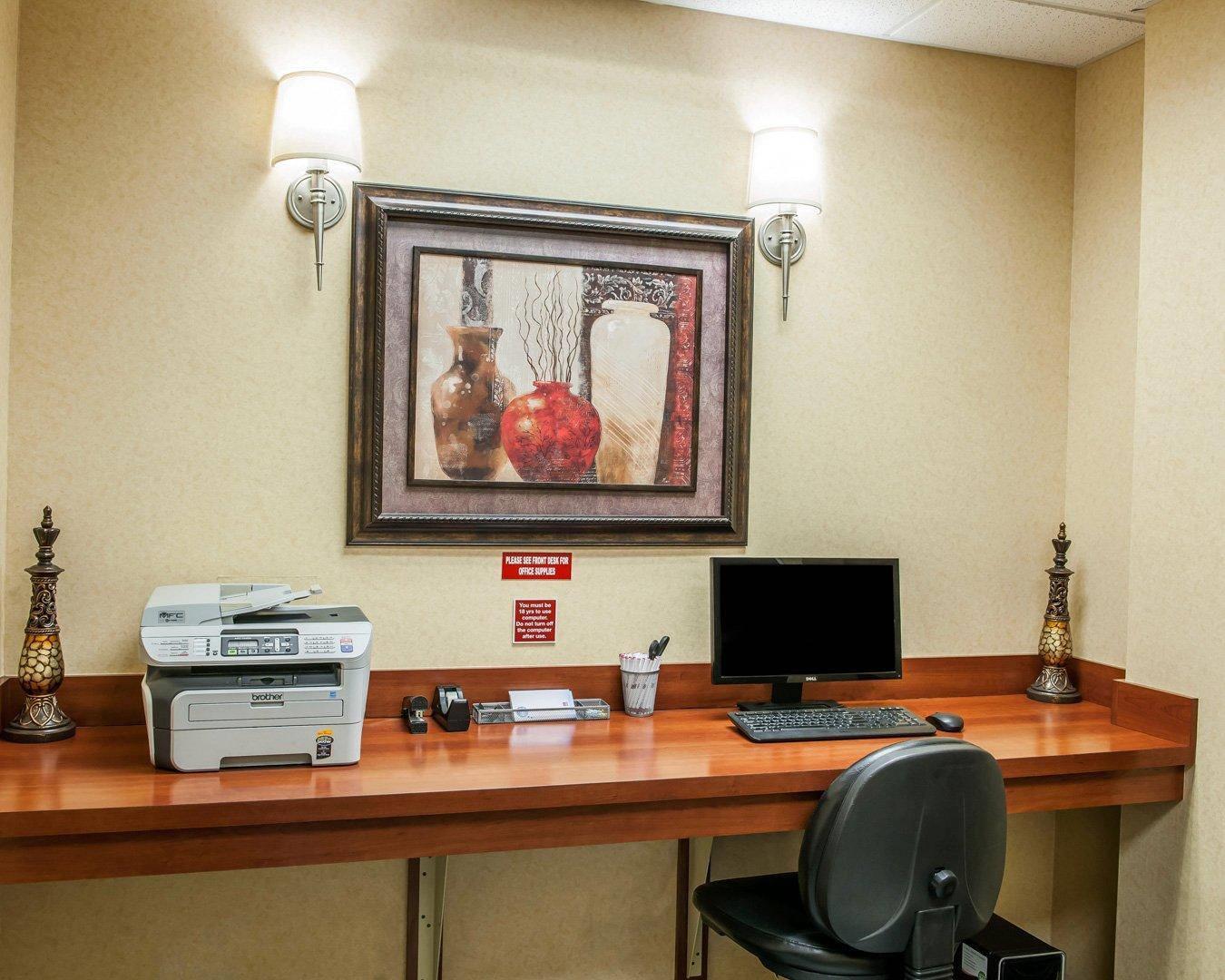 Business center | Comfort Suites near Indianapolis Airport