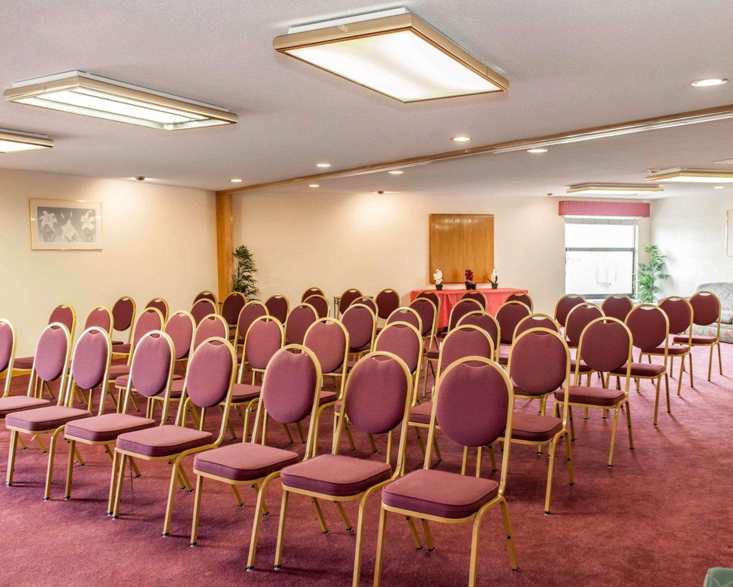 Conference room | Quality Inn and Suites Indianapolis