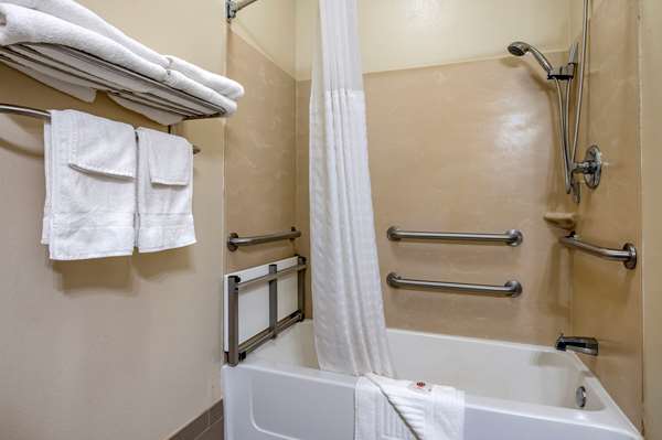  - Comfort Inn Hebron