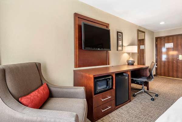  - Comfort Inn Lafayette - I-65, Exit 172