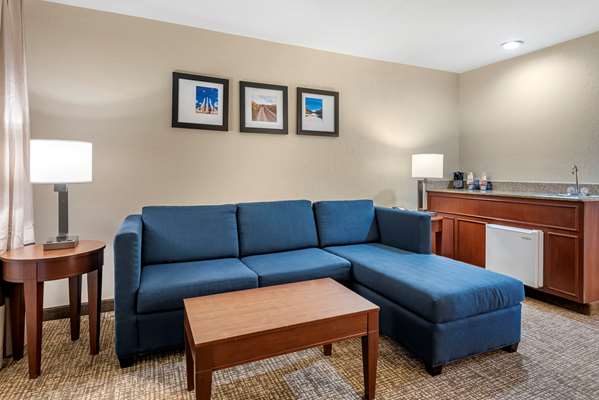 Suite - Comfort Inn Lafayette - I-65, Exit 172