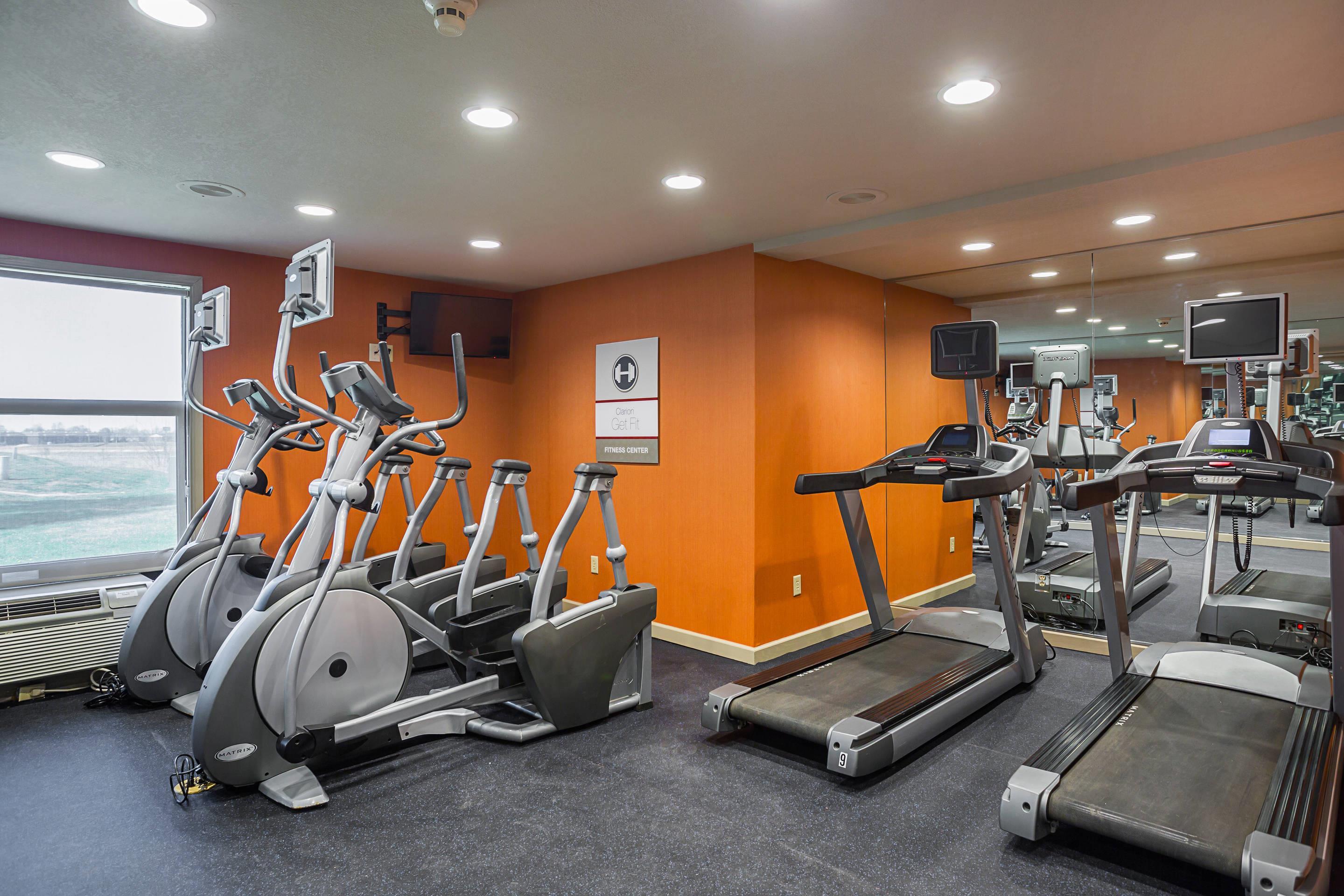 Fitness center | Clarion Inn & Suites