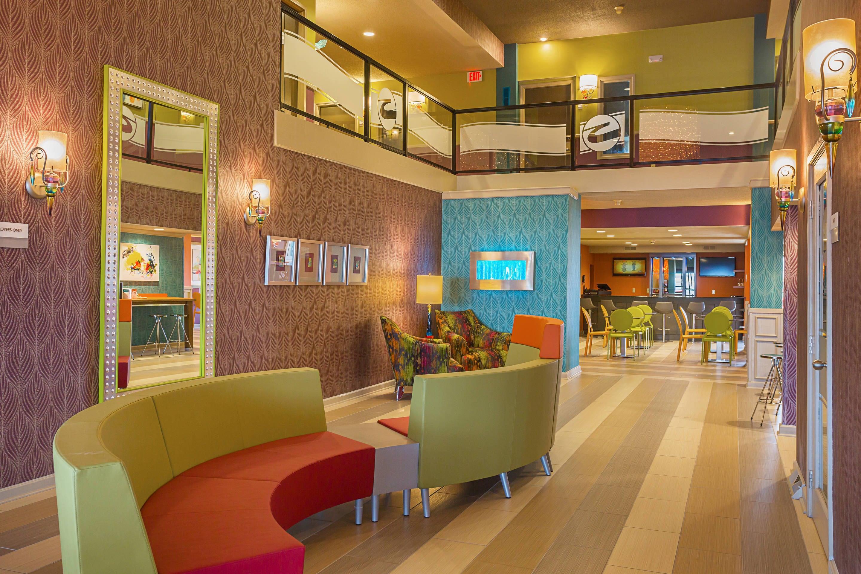 Hotel lobby | Clarion Inn & Suites