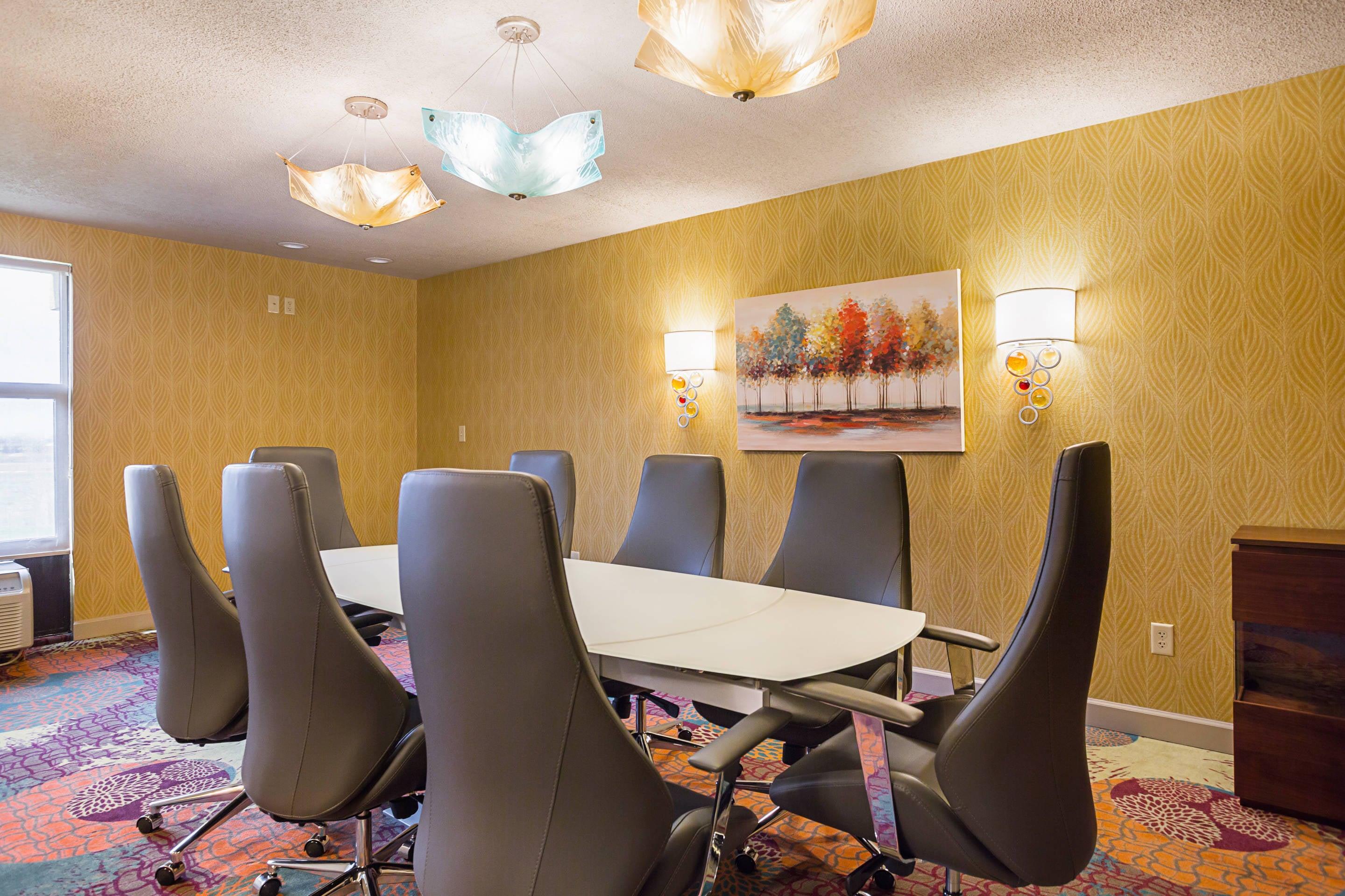Conference Room | Clarion Inn & Suites