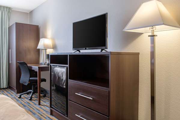  - Quality Inn Noblesville