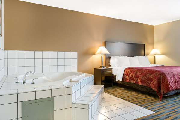 Suite - Quality Inn Noblesville