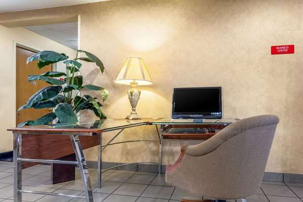 Conference Area - Econo Lodge Inn & Suites Evansville