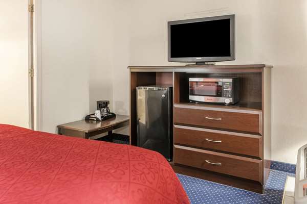Suite - Quality Inn Seymour - I-65, Exit 50