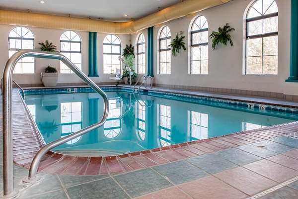 Pool - Quality Inn Seymour - I-65, Exit 50