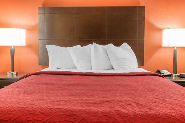 Suite - Quality Inn Seymour - I-65, Exit 50