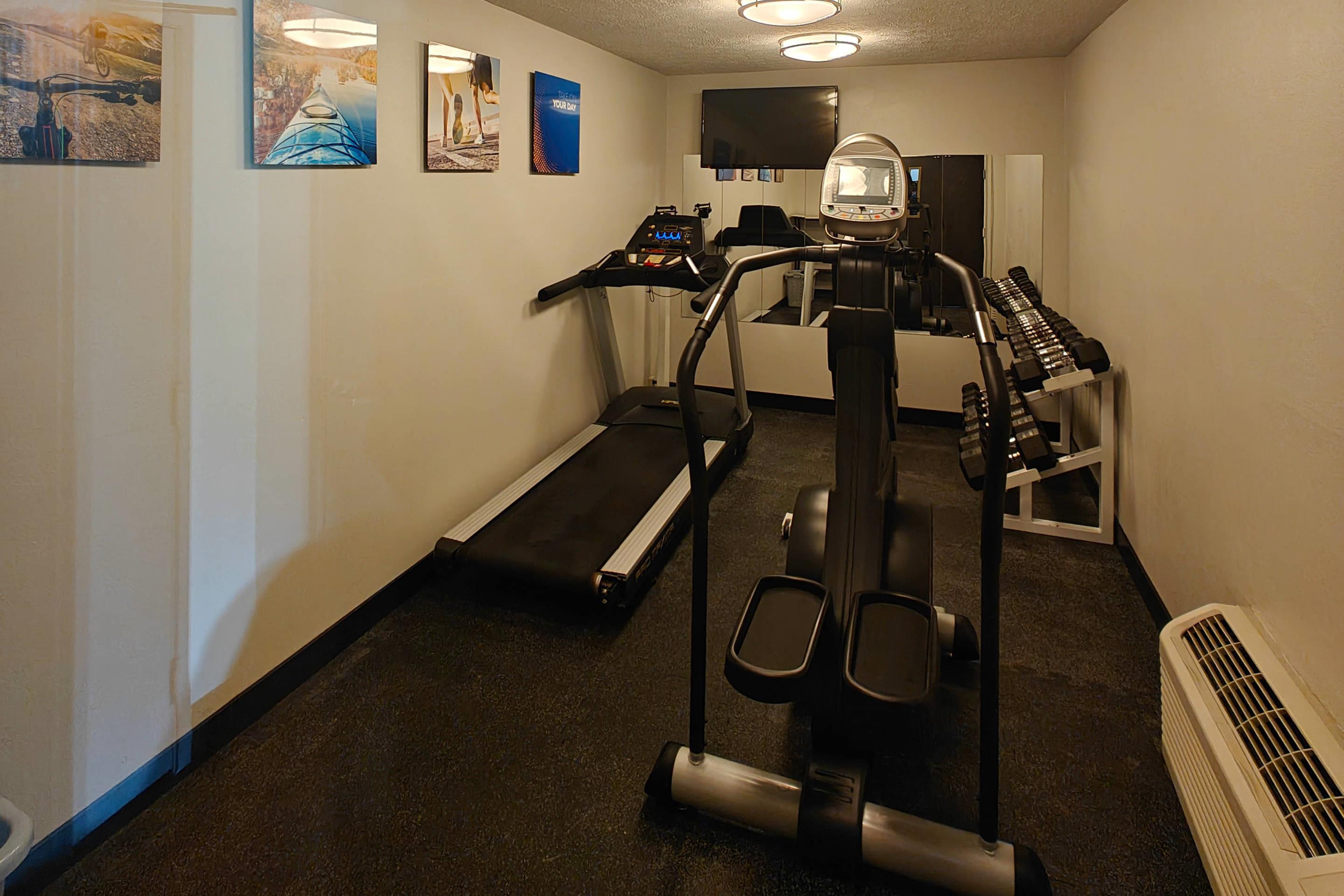 Fitness center | Comfort Inn Indianapolis South I-65