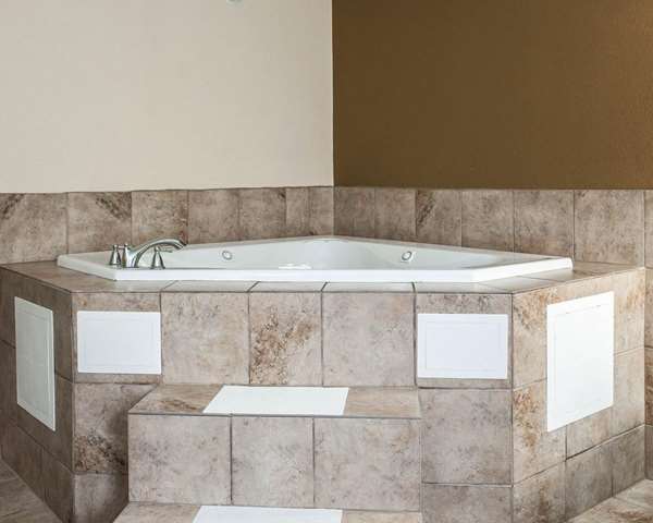  - Quality Inn Terre Haute