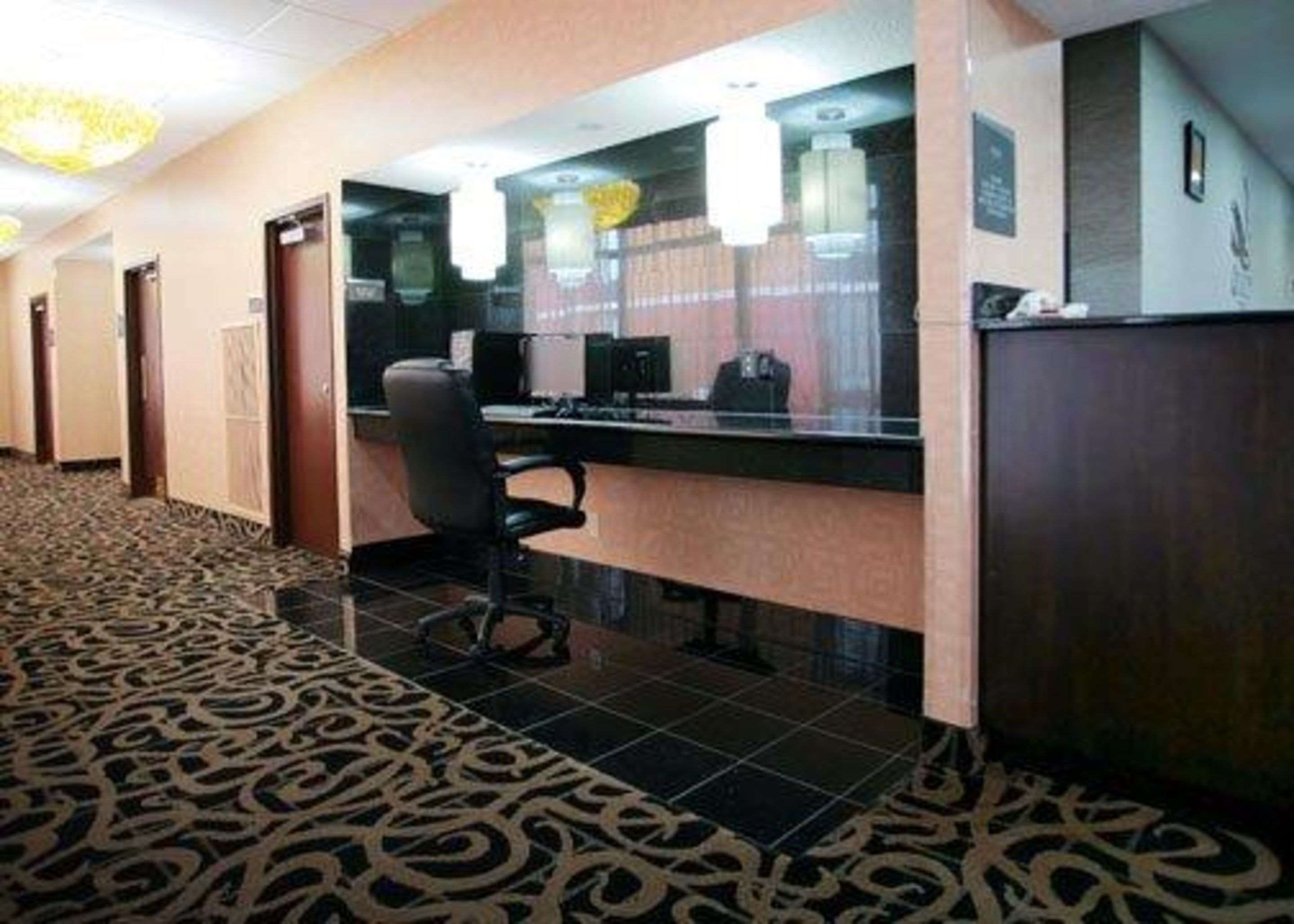 Business center | Quality Inn Terre Haute University Area