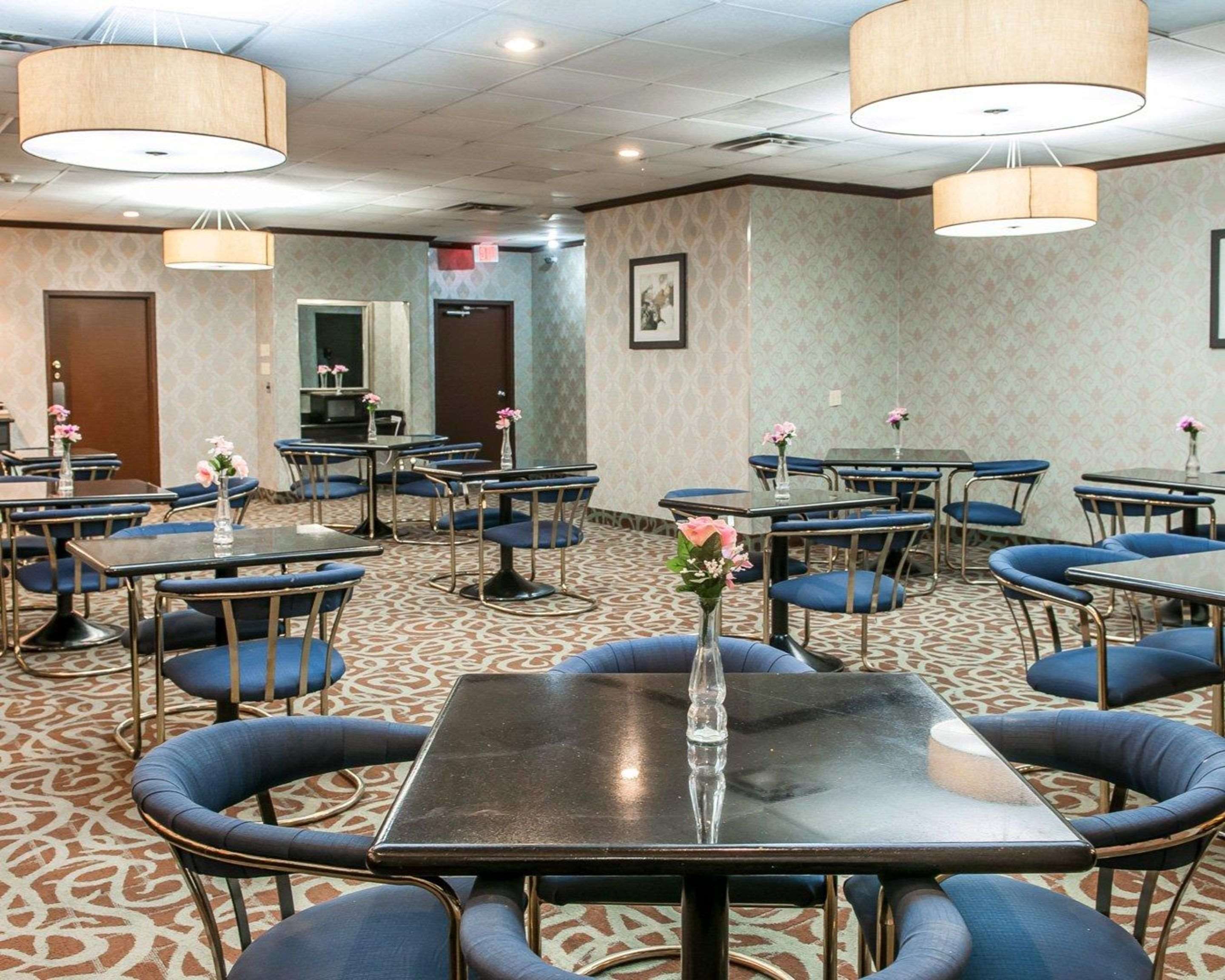 Enjoy breakfast in this spacious area | Quality Inn Terre Haute University Area