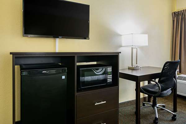 - Quality Inn Greensburg - I-74, Exit 134