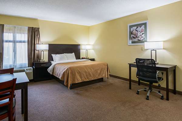  - Quality Inn Greensburg - I-74, Exit 134