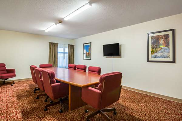  - Quality Inn Greensburg - I-74, Exit 134